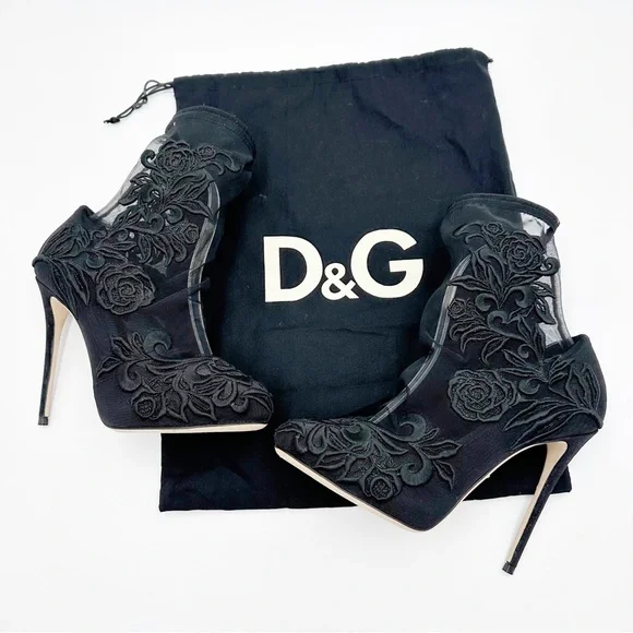 Dolce & Gabbana Embroidered Mesh Stretch-lace Sock Boots In Black - Picture 2 of 14